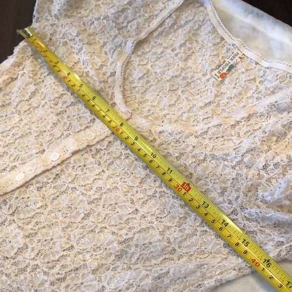 🤍Free People Lace peplum long sleeved partial buttoned stretchy top - Picture 7 of 11